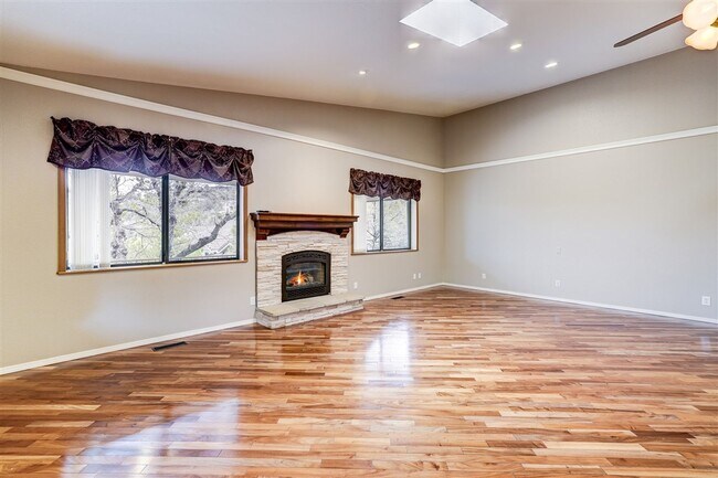 Building Photo - Executive Home in The Ranch - 4 bed 3 bath