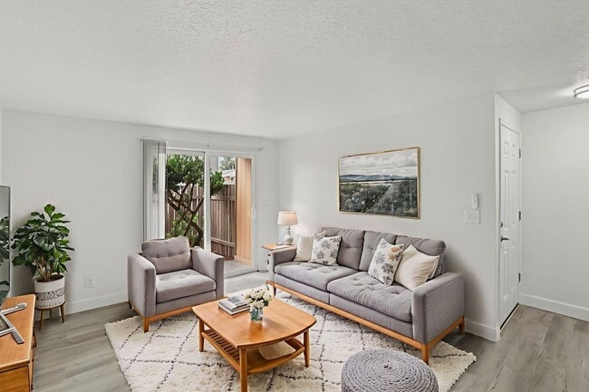 Interior Photo - Images Highland Apartments