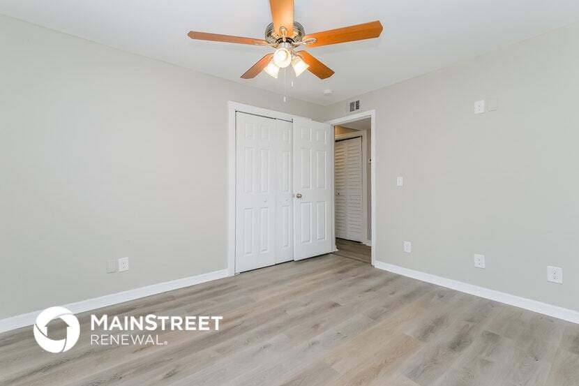 Building Photo - 1909 Glen Echo Ln