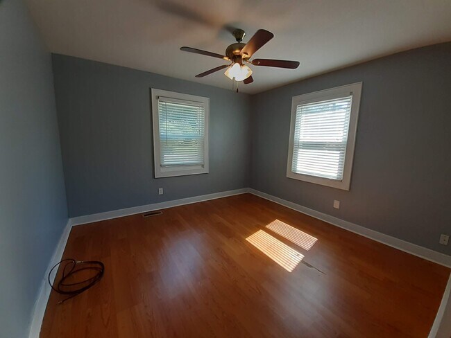 Building Photo - 2001 Highland Ave