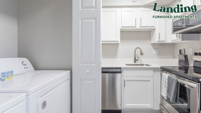 Building Photo - 622 Filmore St