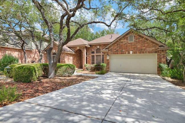 Building Photo - 26 Silverhorn Dr