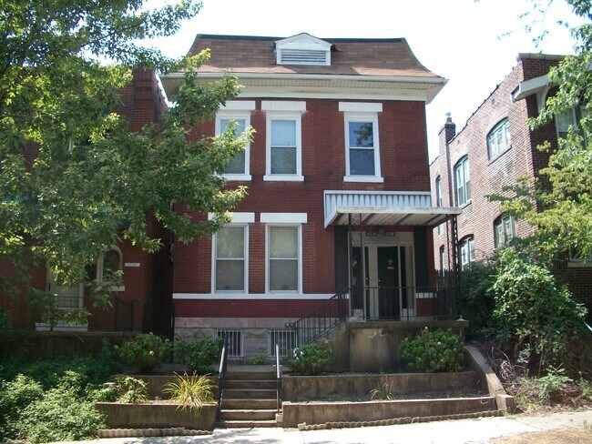 Building Photo - 4238 Botanical Ave