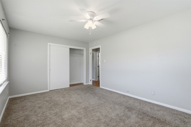 Building Photo - 1203 Valerie Ave