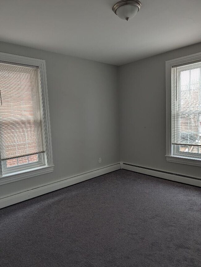 Building Photo - Downingtown