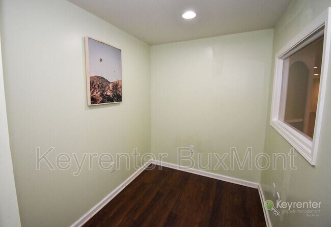 Building Photo - 109 Meadow View Ln