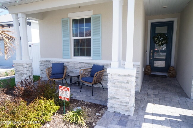 Building Photo - 787 Clearwater Ave