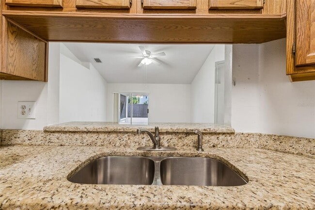 Building Photo - 1250 Salt Clay Ct