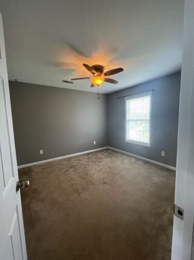 Building Photo - 4903 Falling Star Ln