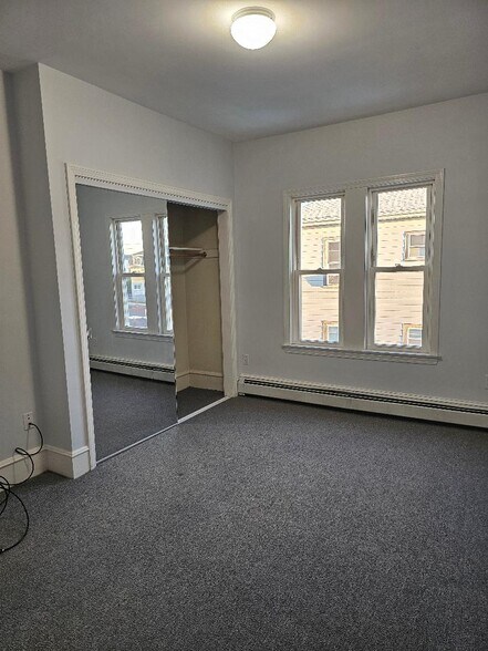 Building Photo - 403 Manchester St