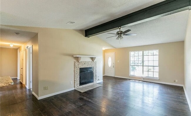 Building Photo - Cozy Home in Temple, Tx!