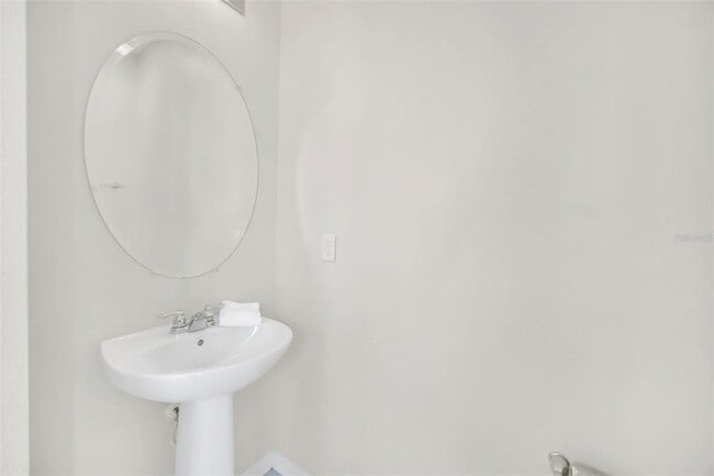Building Photo - 9009 Egret Mls Ter