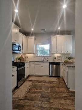 Building Photo - 3165 Dowsing Ln