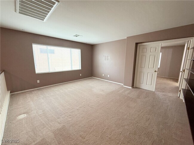 Building Photo - 5057 Shadow Valley St