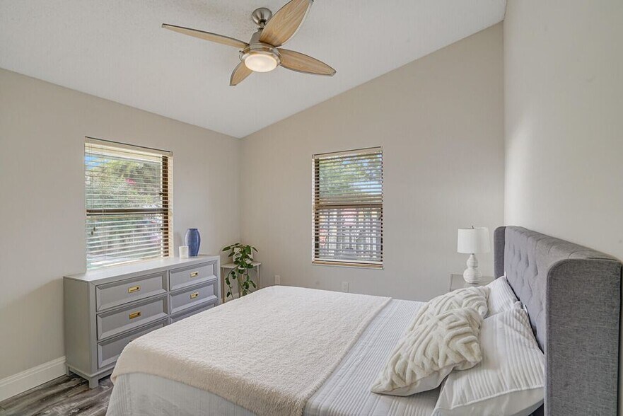 Building Photo - 13834 Geranium Pl