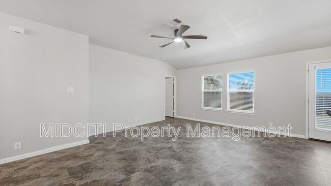Building Photo - 3414 Zachary St