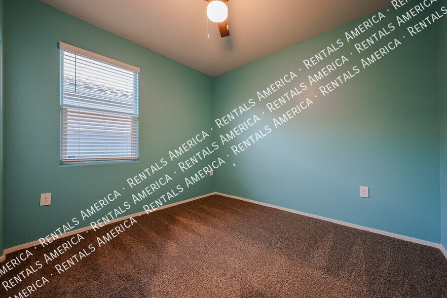 Building Photo - 36472 W San Capistrano Ave