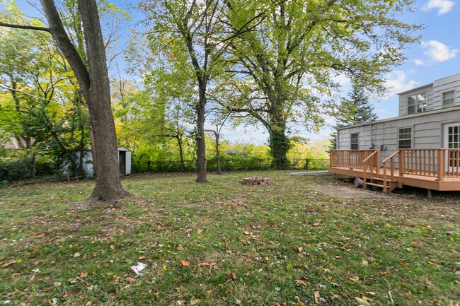 Building Photo - 5119 Woodson Rd