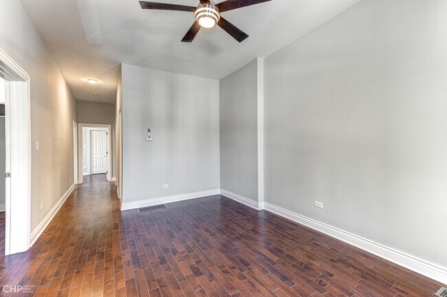 Building Photo - 1827 S Springfield Ave