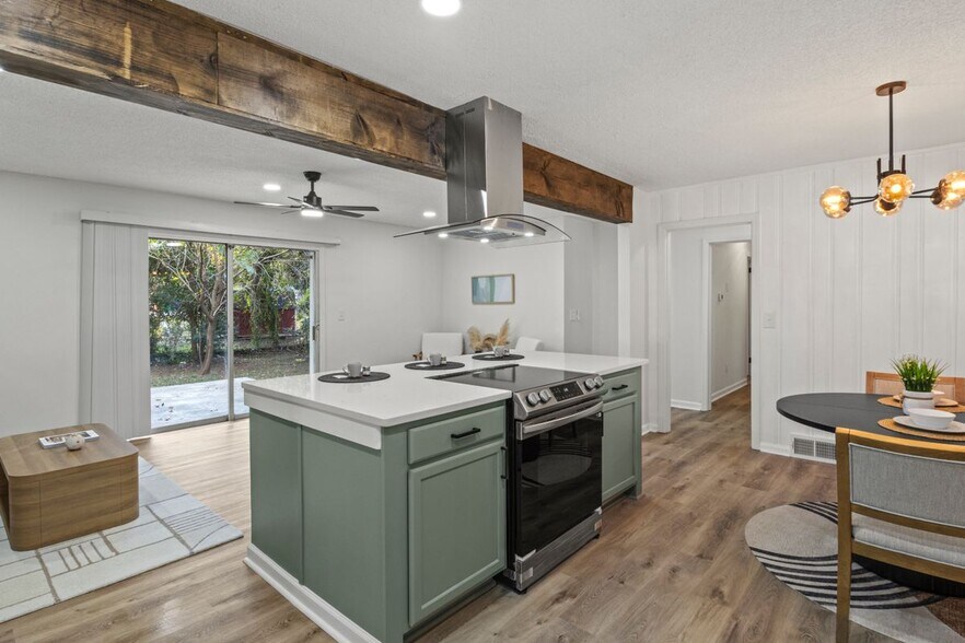 Building Photo - 2378 Green Forrest Dr