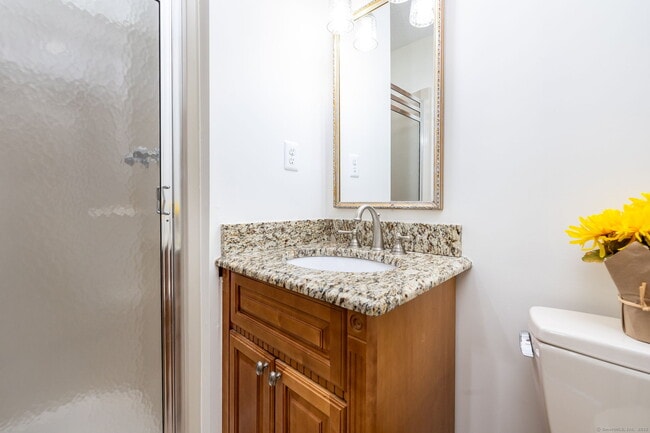 Building Photo - 665 Churchill Dr