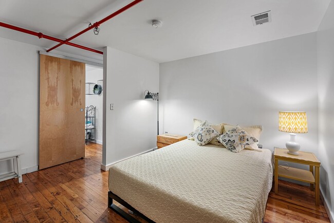 Building Photo - Breathtaking Historic Loft in the Heart of...