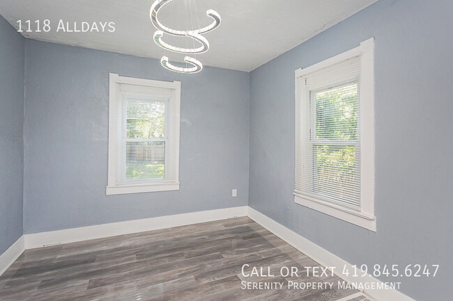 Building Photo - 1118 Alldays-