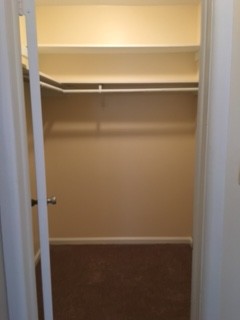 Walk-in Closet - Northridge Commons