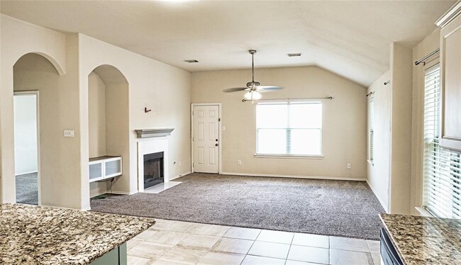 Building Photo - 9959 Driftwood Park Dr