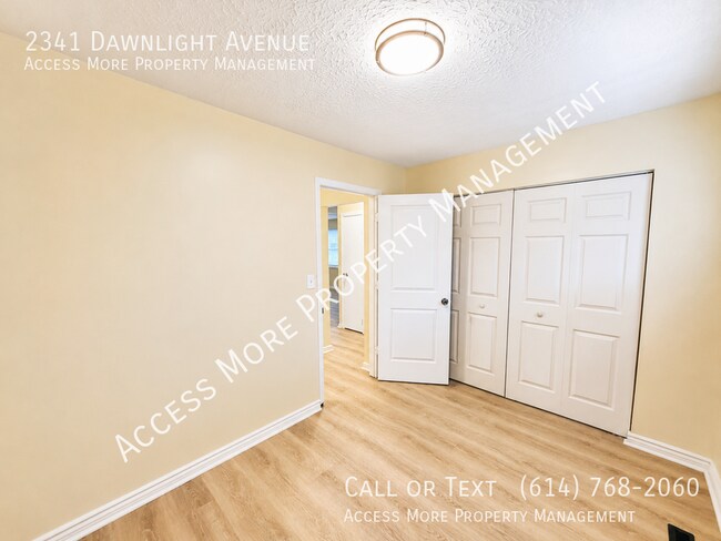 Building Photo - 2341 Dawnlight Ave