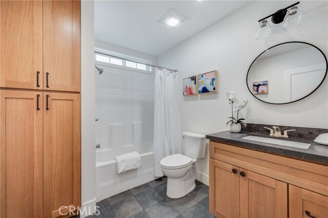 Building Photo - 127 E Foothill Blvd