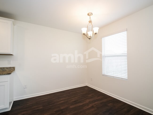 Building Photo - 7128 Cameron Trace Dr