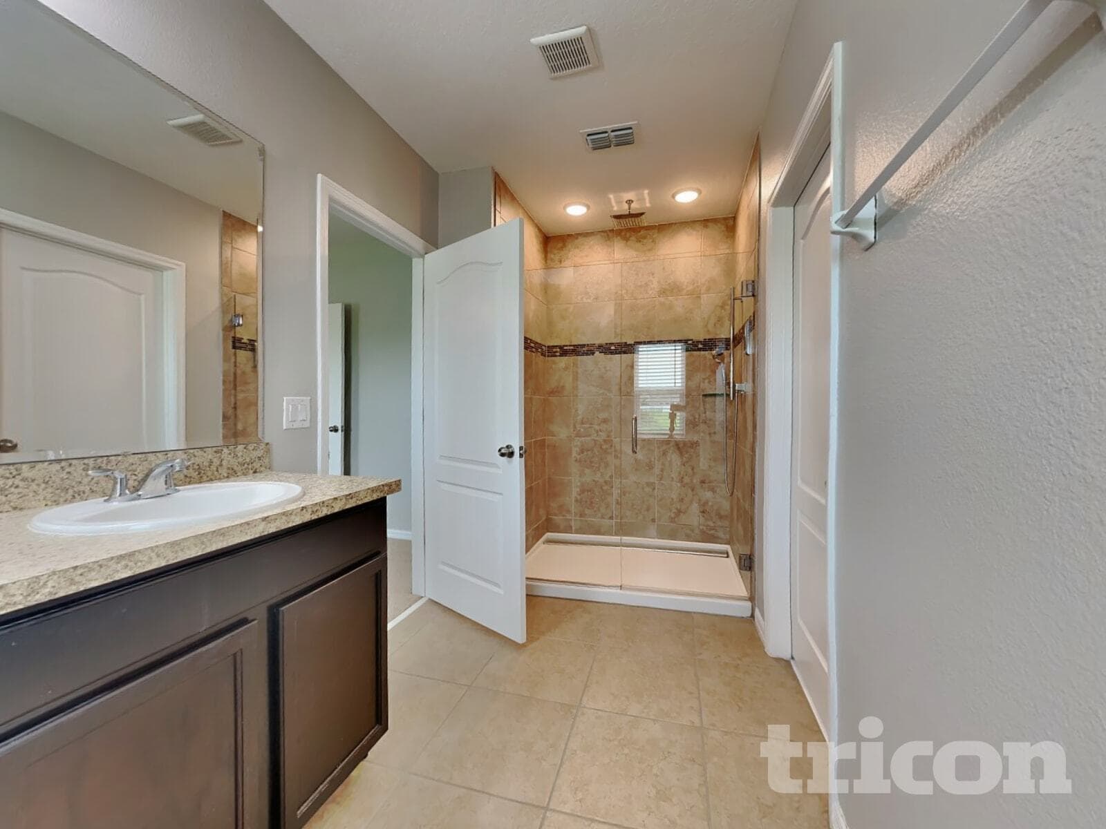 Building Photo - 727 Benjamin Trail