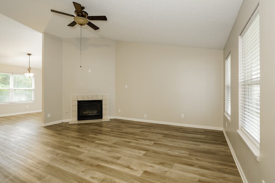 Building Photo - 1495 Brigade Cir