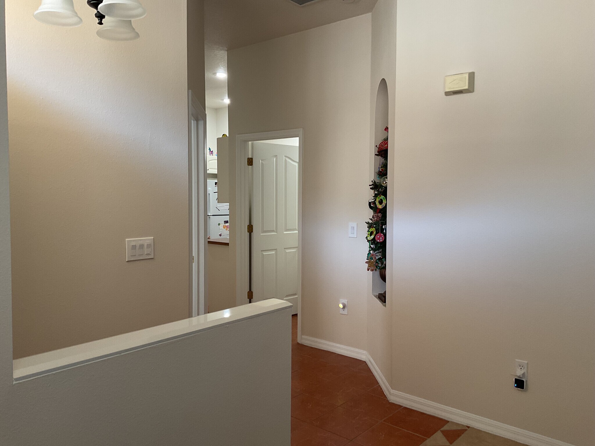 Hallway - 2717 Tottenham Dr