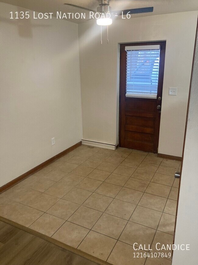 Building Photo - Newly Renovated 1 Bedroom Apartment!