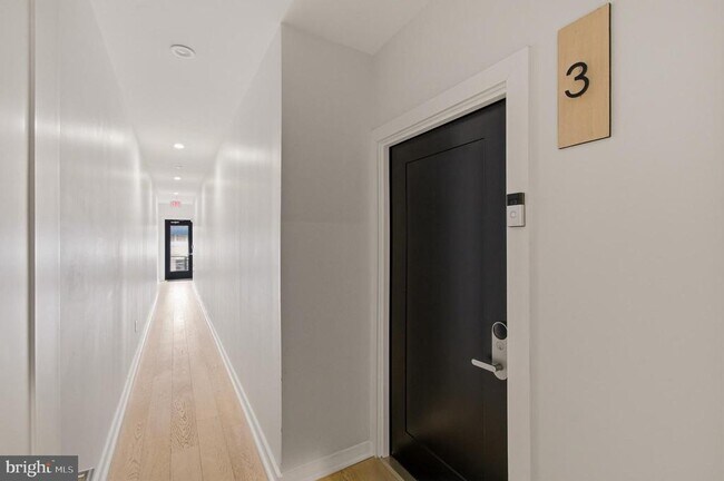 Building Photo - 531 Kennedy St NW