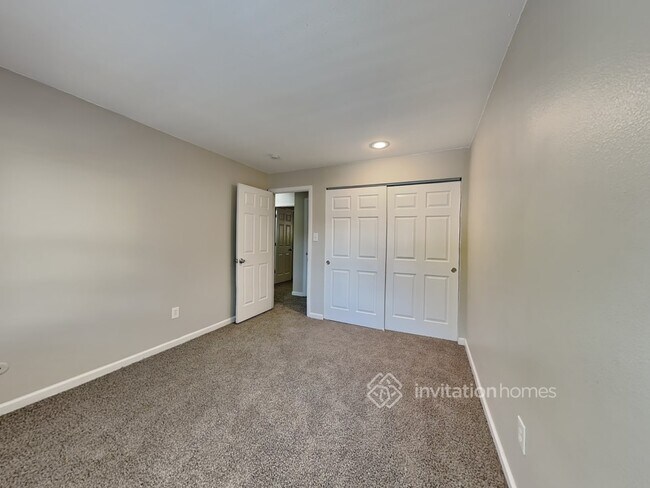 Building Photo - 3345 E 128th Pl