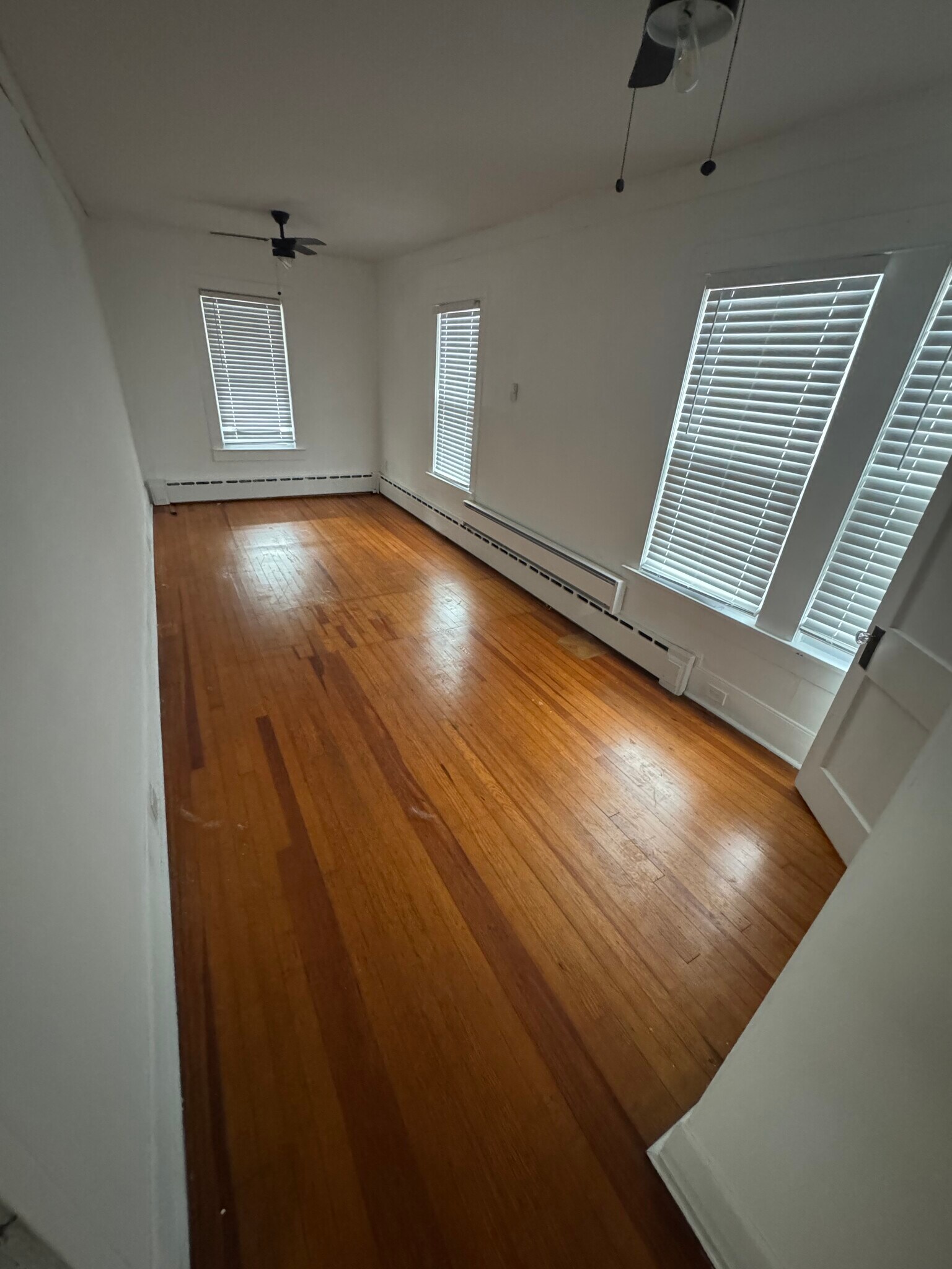 Building Photo - 33 Park Ave