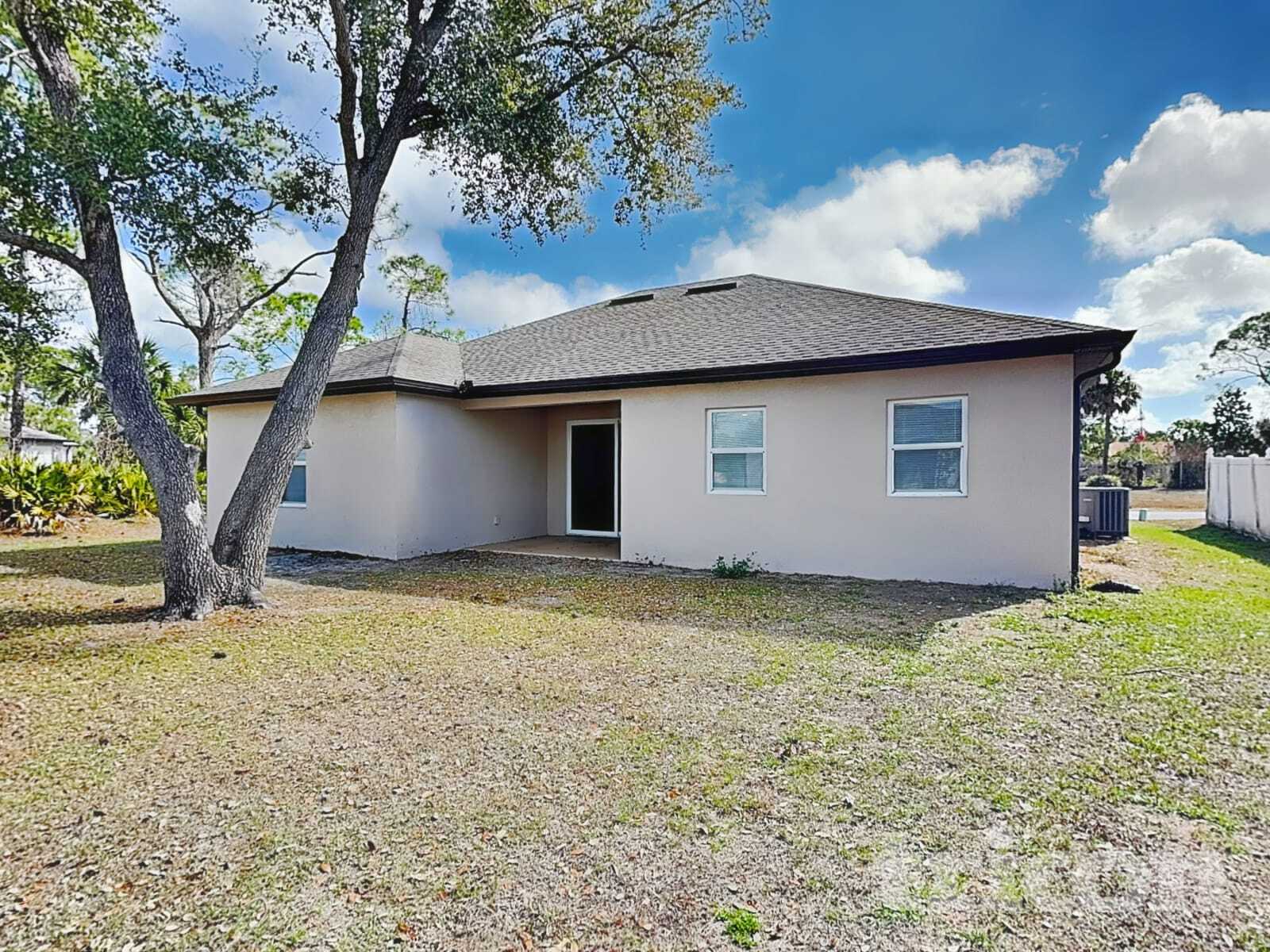 Building Photo - 1249 Sargent St