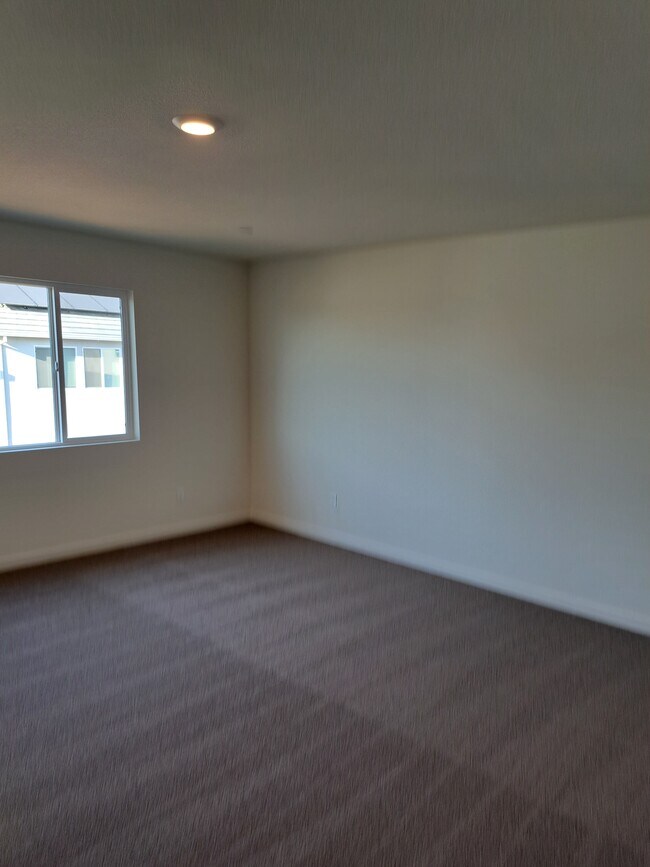 Building Photo - 5009 Star Dance Cir