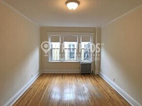 Building Photo - bedroom in Cambridge MA 02138