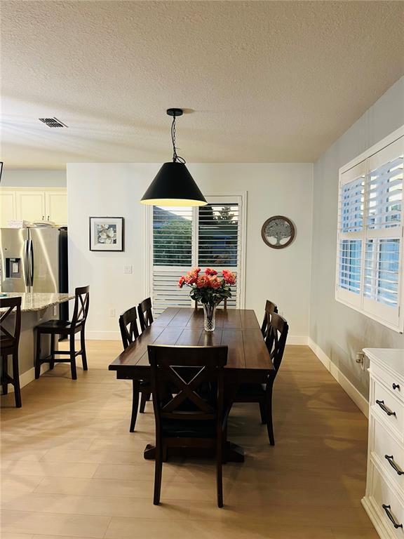 Building Photo - 14037 Pecan Orch Dr