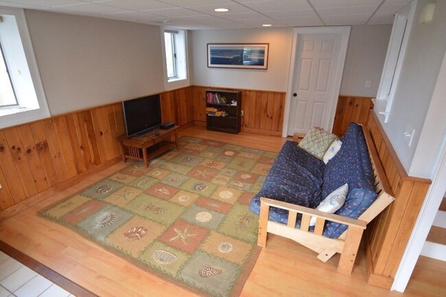 Building Photo - 23 53rd St