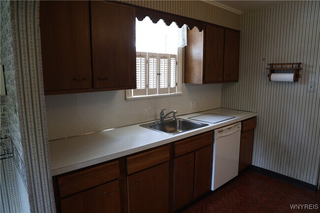 Building Photo - 31 University Ct