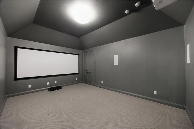 Building Photo - 4705 Fulbrook Dr