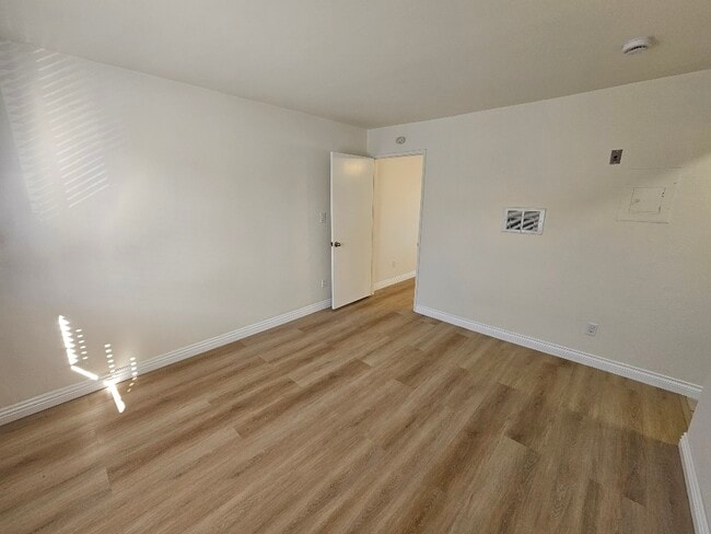 Building Photo - 14323 Haynes St