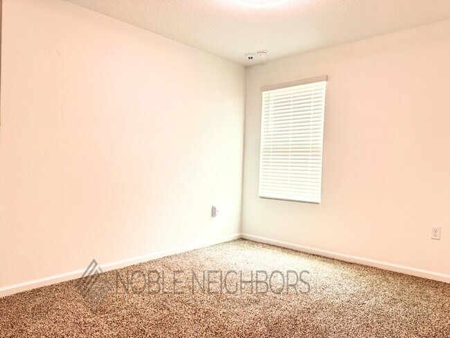 Building Photo - 12915 Rubber Fig Ter