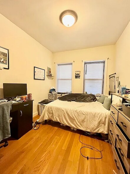 Building Photo - 1021 Tremont St