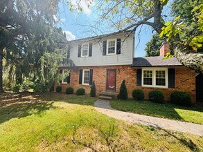 Building Photo - 401 Apperson Dr